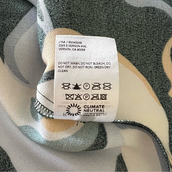 Reformation Frasier Dress in Lyra - Picture 14 of 16